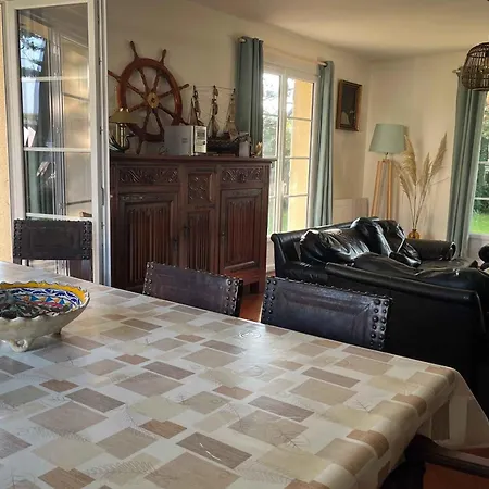 Beautiful Family Near Sainte-cecile Holiday home